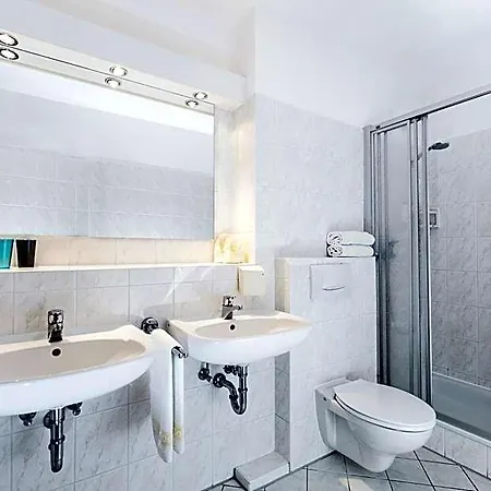 Hotel Globotel 3*